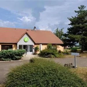 Campanile Moulins Hotel Avermes