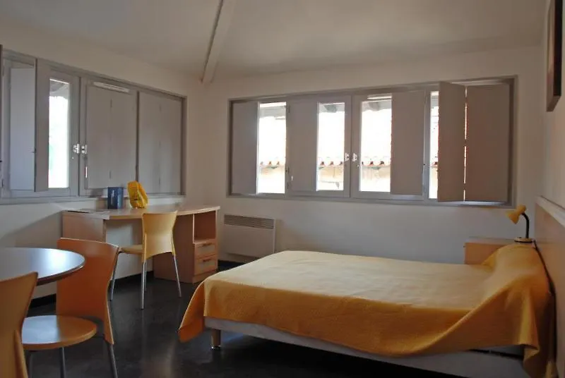 Temporesidence Chateauneuf Bayonne 3*,  France